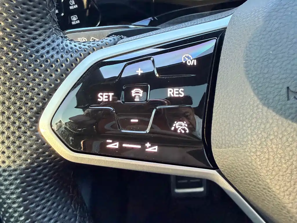 Golf GTI 2023 380TSI DSG GTI купить на сайте DeffCars