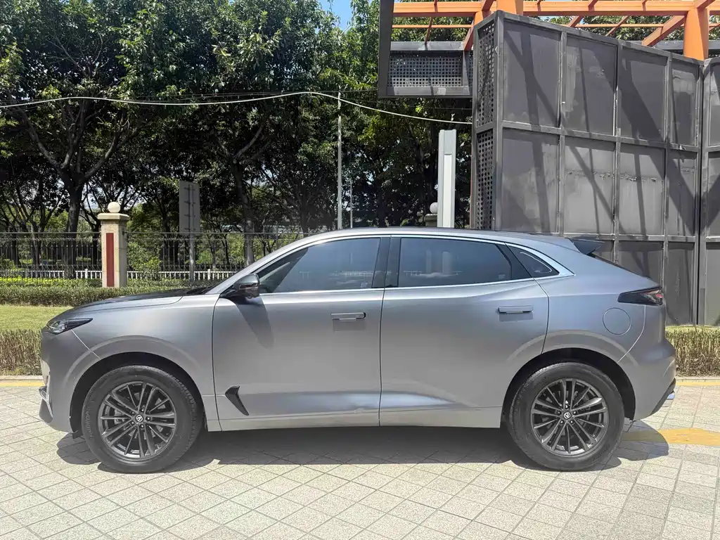 Changan UNI-K 2023 2.0T two-wheel drive Yueshang model купить на сайте DeffCars