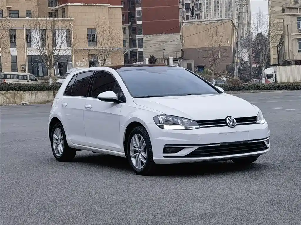 Golf 2018 230TSI automatic comfort type купить на сайте DeffCars