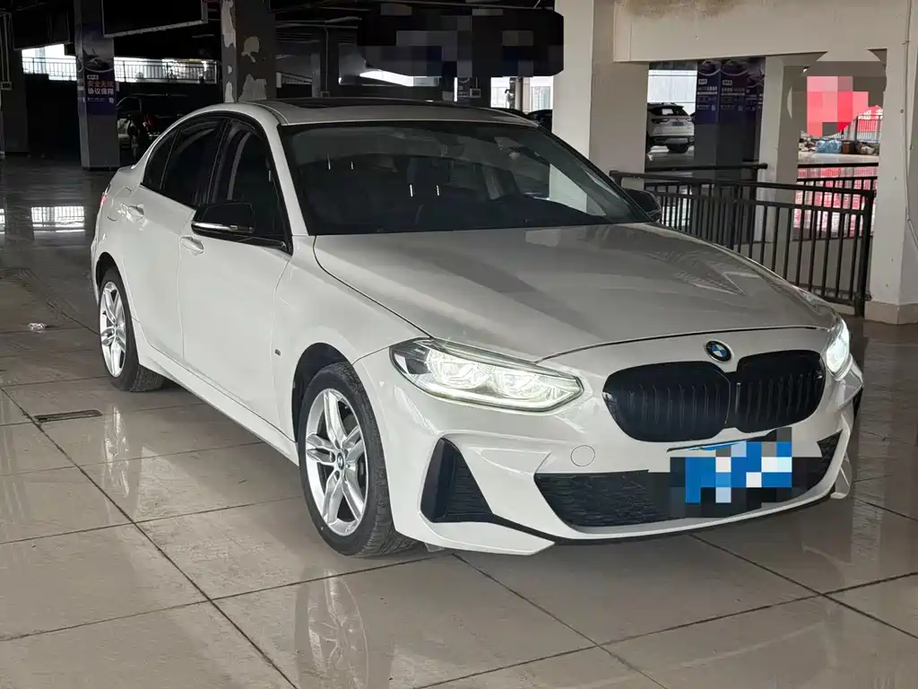 BMW 1 Series 2021 120i M Sports Edition купить на сайте DeffCars