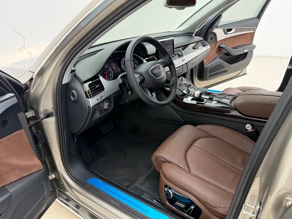 Audi A8 2013 A8L 45 TFSI quattro comfort type купить на сайте DeffCars