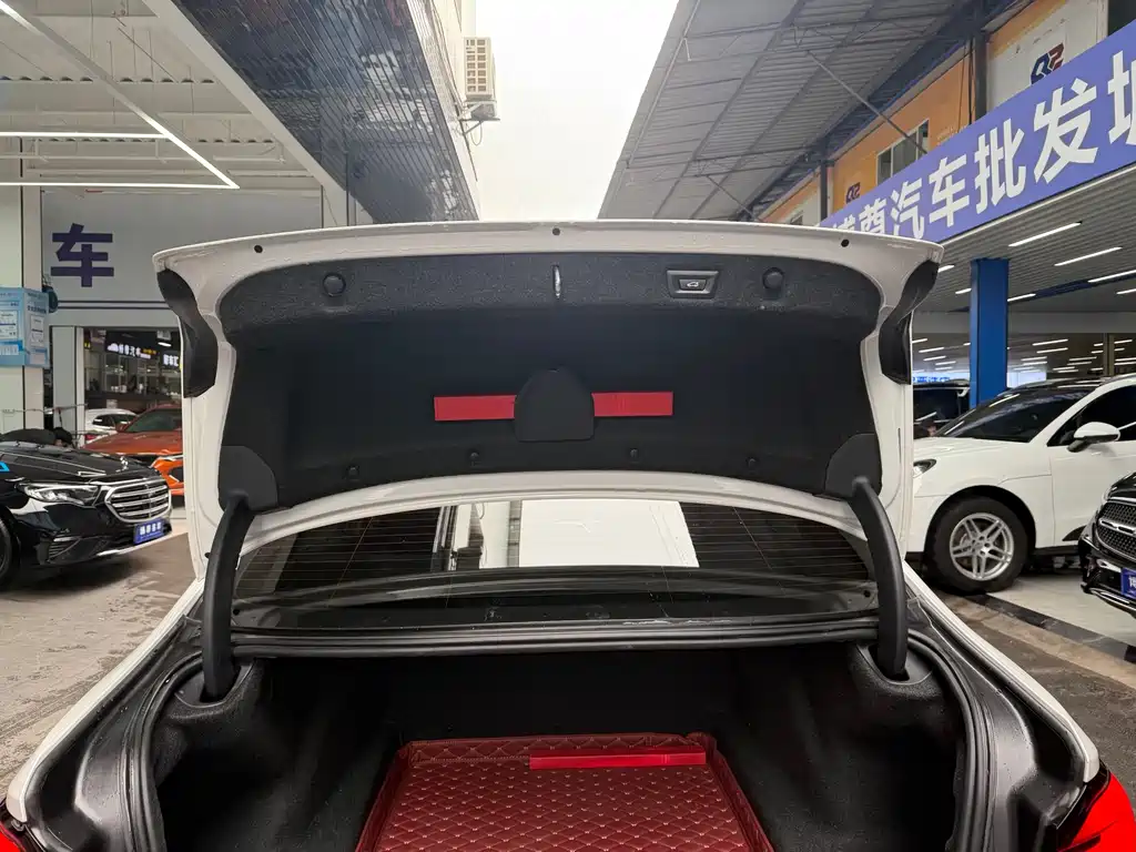 BMW 5 Series 2021 525Li M Sports Package купить на сайте DeffCars