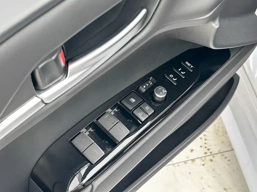 Camry 2024 Shuangqing 2.5HG Premium Edition купить на сайте DeffCars