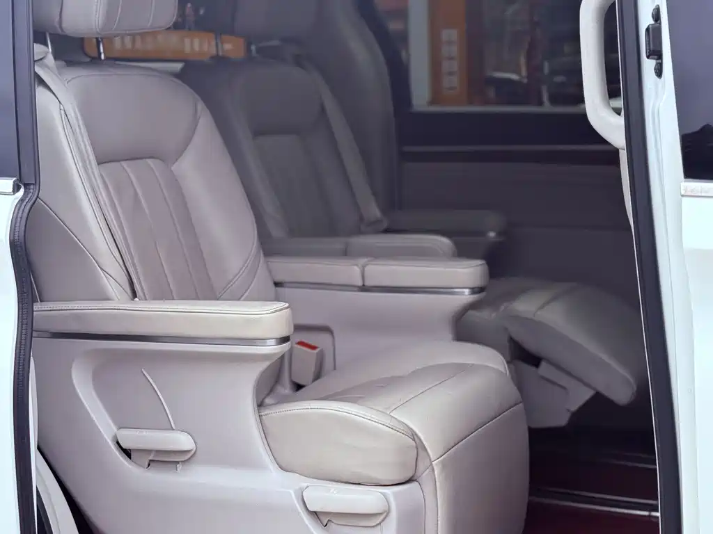 Trumpchi M8 2018 320T Premium Edition купить на сайте DeffCars