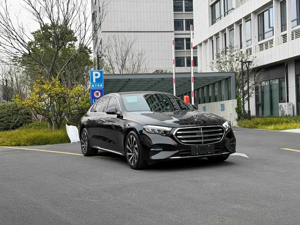 Mercedes-Benz E-Class 2025 E 300 L Luxury Model купить на сайте DeffCars