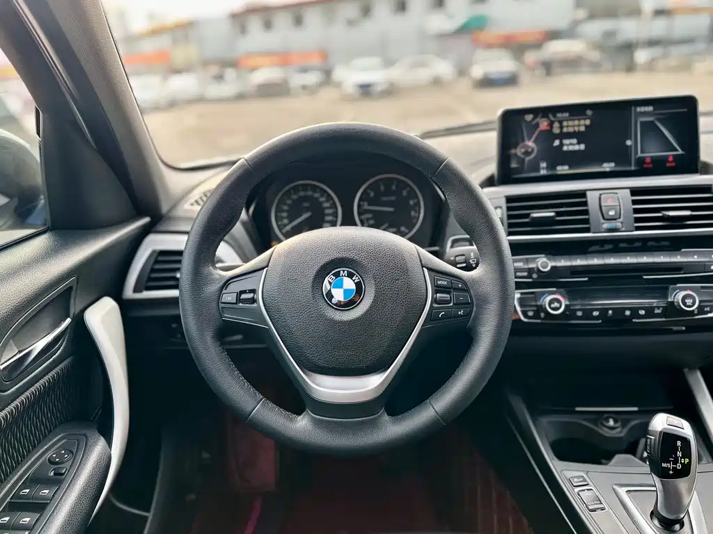 BMW 1 Series imported 2016 120i leading model купить на сайте DeffCars