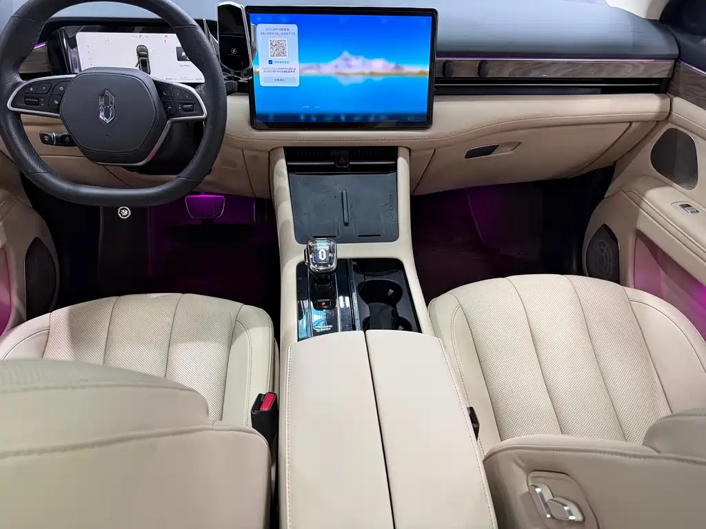 Wenjie M7 2022 1.5T four-wheel drive luxury version купить на сайте DeffCars