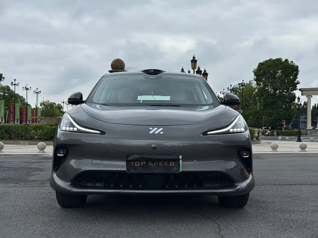 Zhiji LS6 2025 Smart Lizard Driving Edition купить на сайте DeffCars