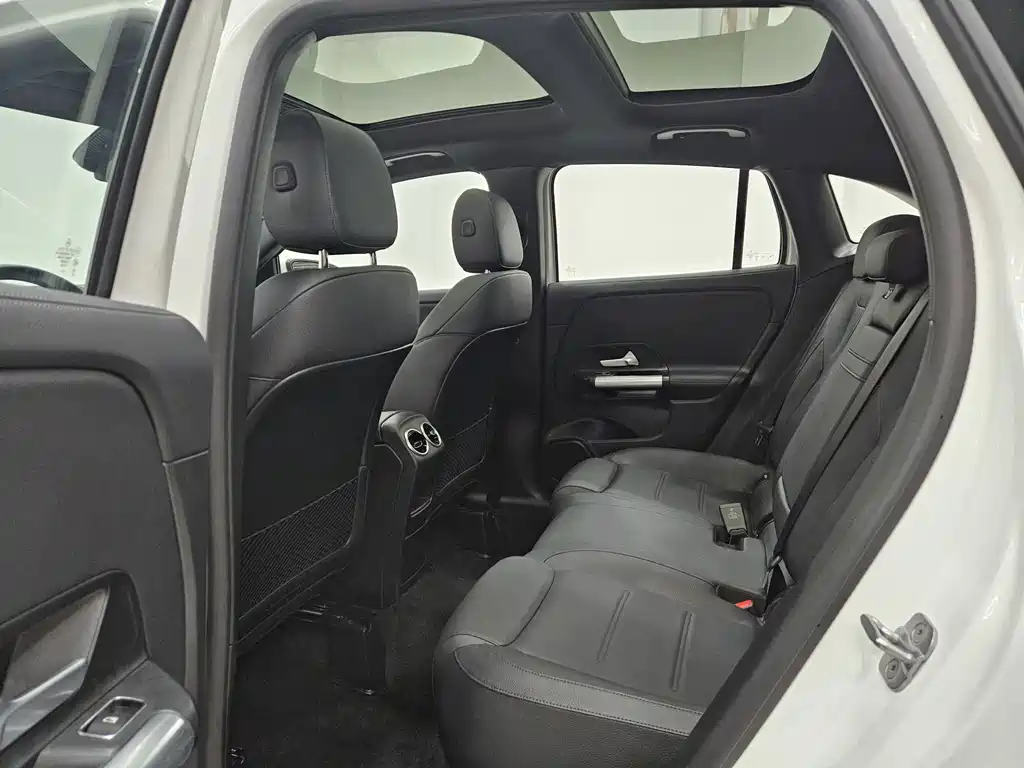 Mercedes-Benz GLA 2025 GLA 220 купить на сайте DeffCars