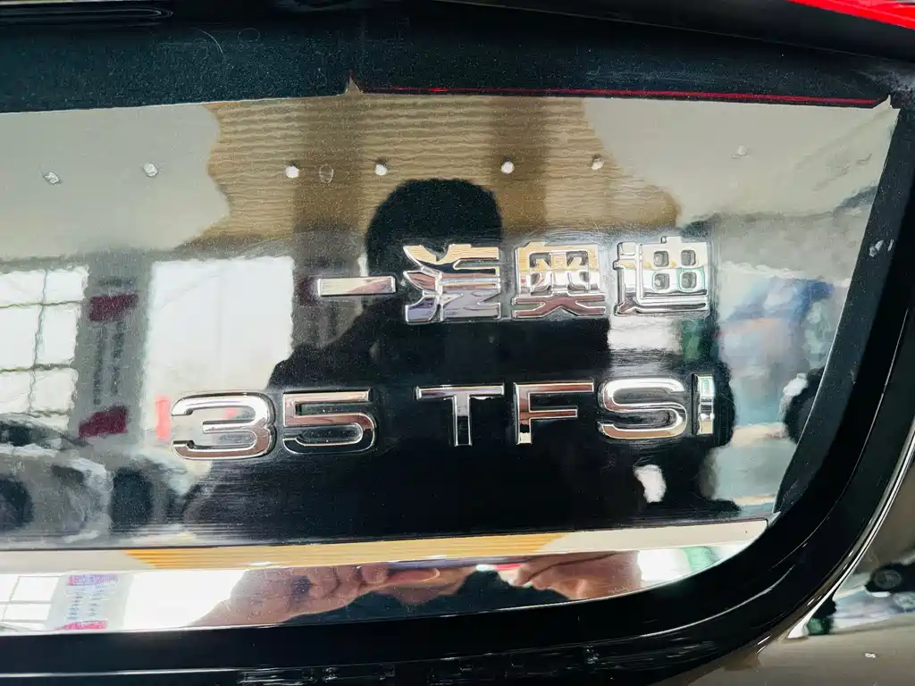 Audi A6L 2018 30th Anniversary Model 35 TFSI Fashion Model купить на сайте DeffCars