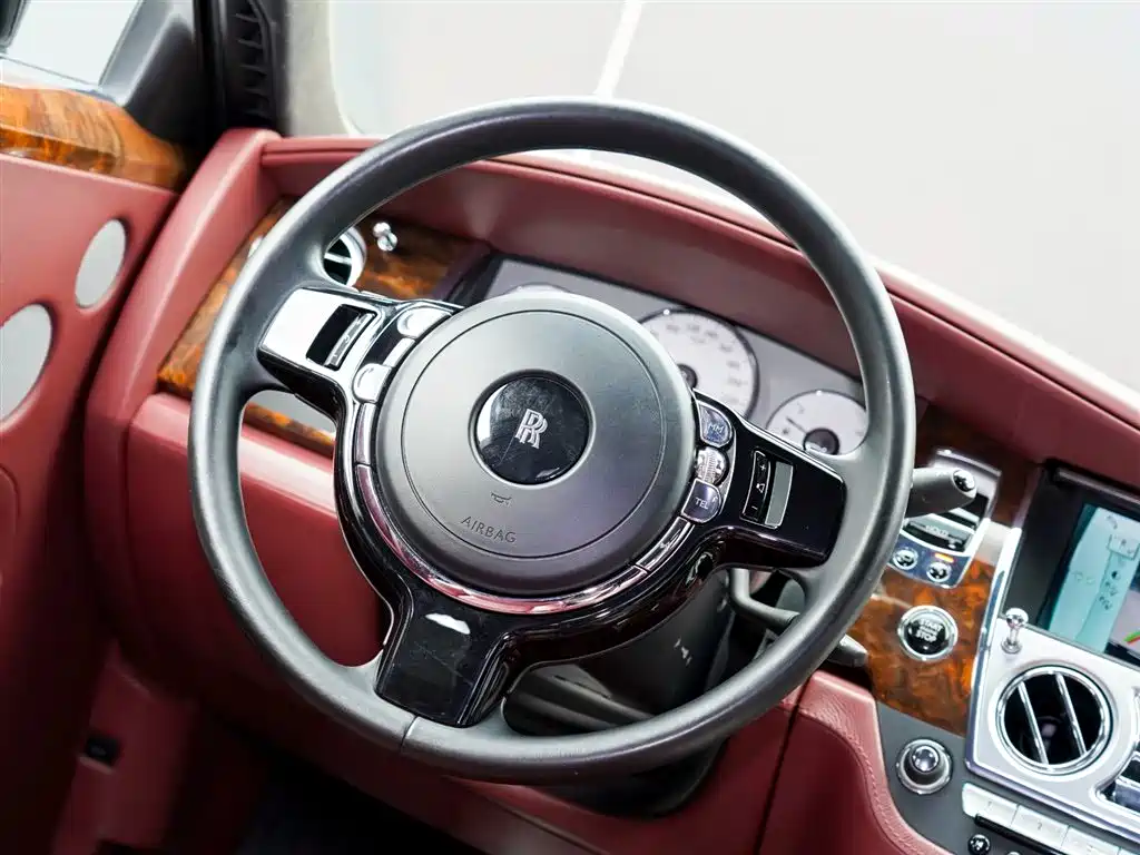 Ghost 2015 Series II Standard Edition купить на сайте DeffCars