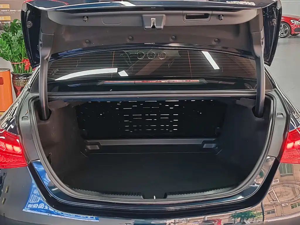Mercedes-Benz C-Class 2022 C 260 L Sports Edition купить на сайте DeffCars