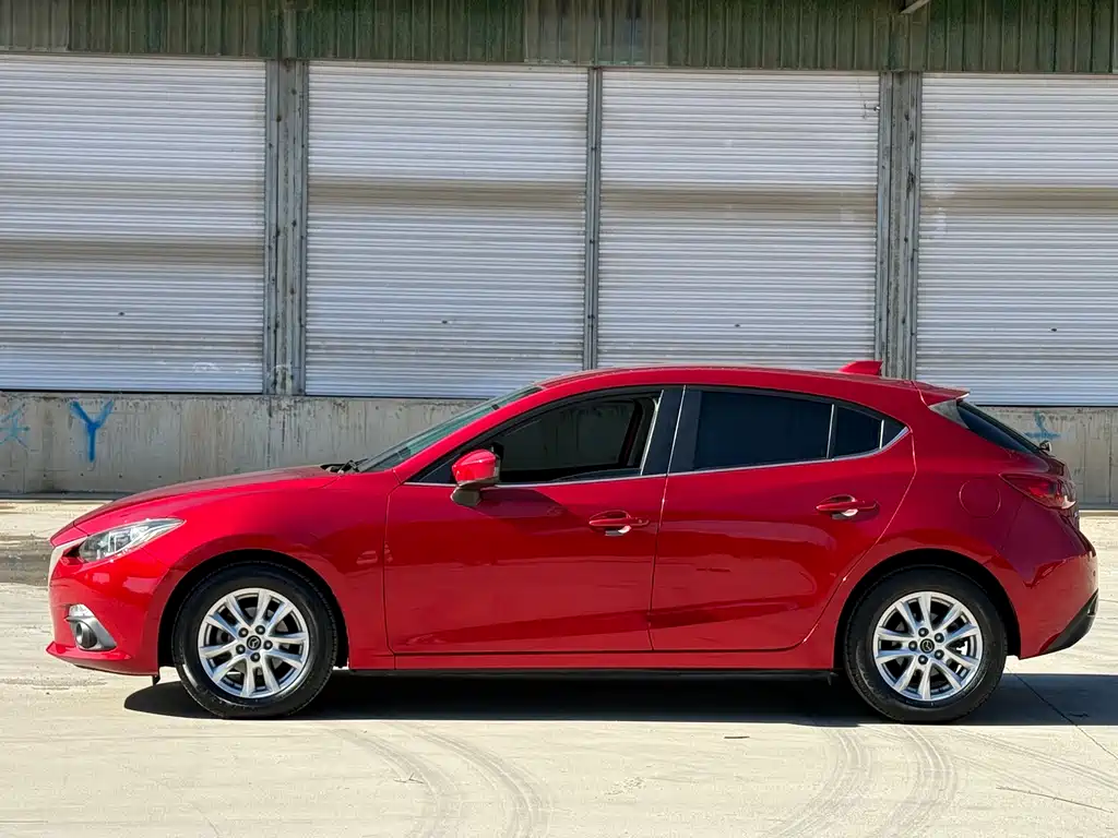 Mazda3 Angkesela 2016 hatchback 1.5L automatic comfort type купить на сайте DeffCars