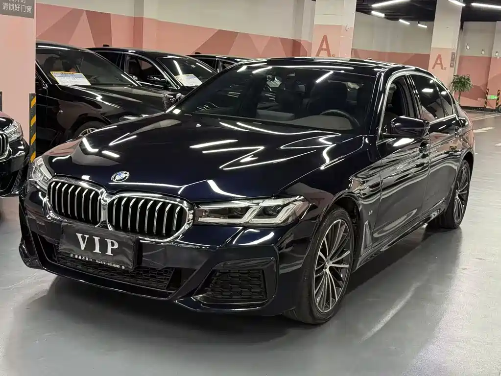 BMW 5 Series 2022 530Li Leading M Sports Package купить на сайте DeffCars