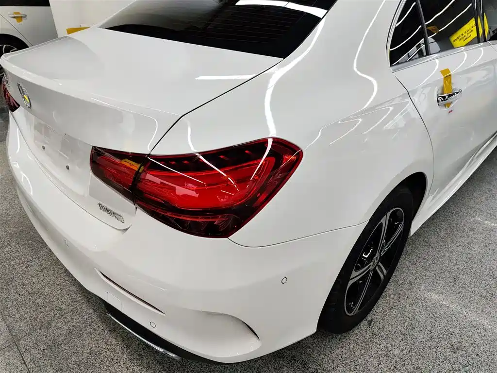 Mercedes-Benz A-Class 2024 A 200 L Fashion купить на сайте DeffCars