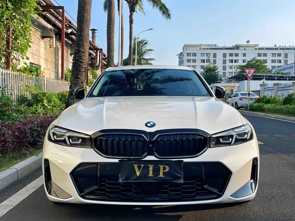 BMW 3 Series 2025 330Li M Sports Night Package купить на сайте DeffCars