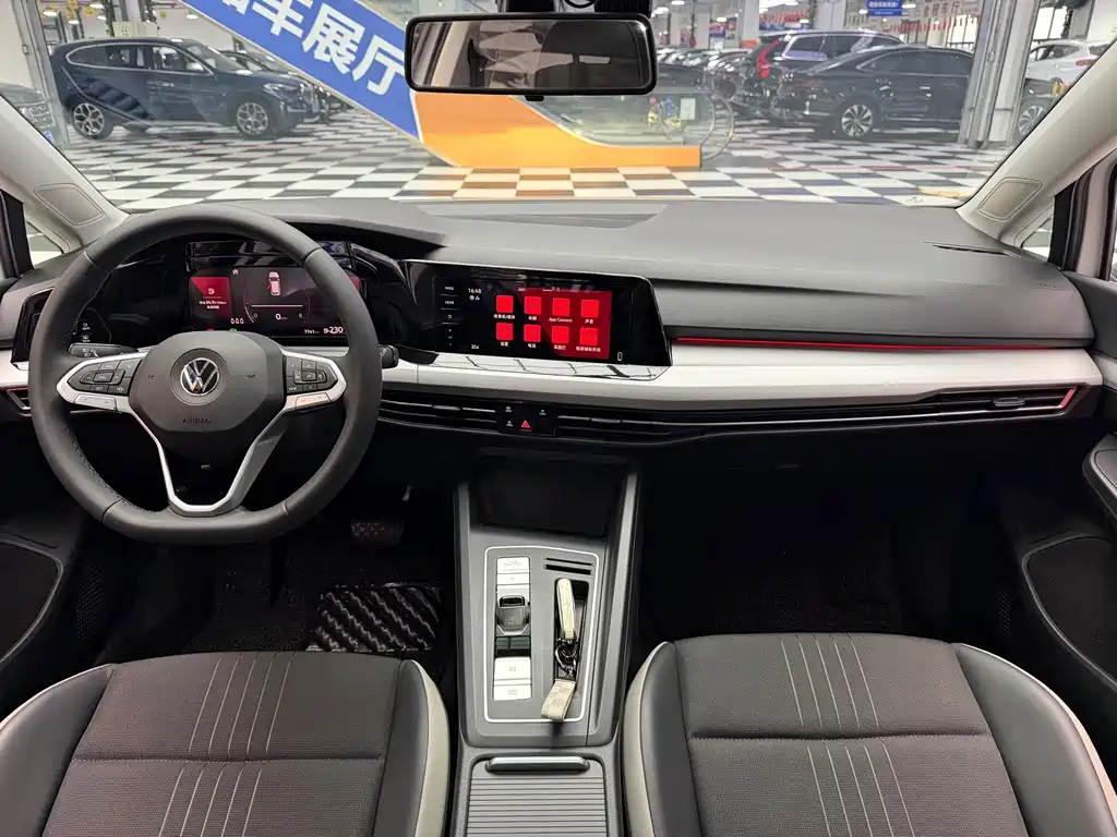 Golf 2023 280TSI DSG Pro купить на сайте DeffCars