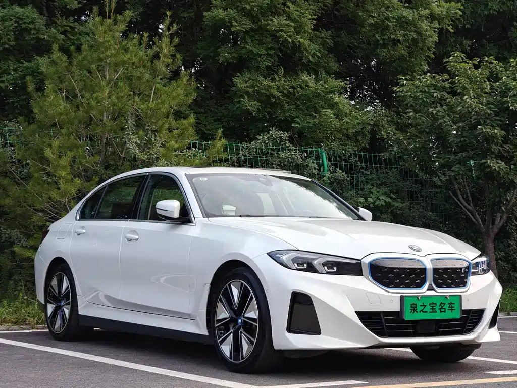 BMW i3 2022 eDrive 35 L купить на сайте DeffCars