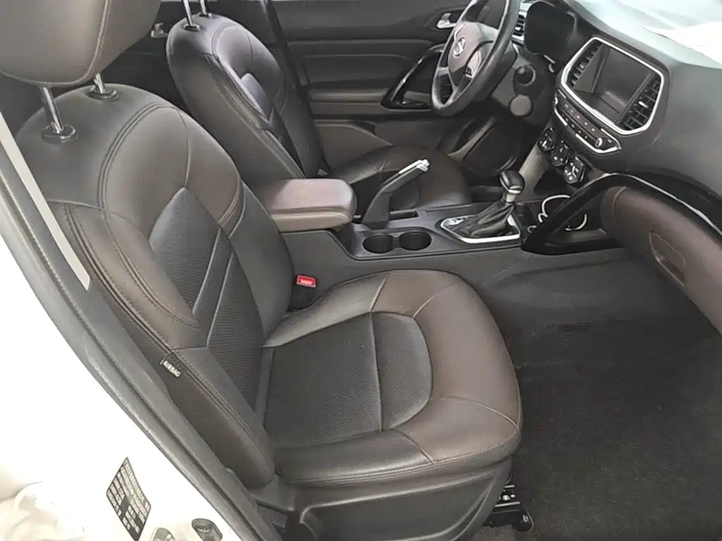 Trumpchi GS4 2015 200T G-DCT Deluxe Edition купить на сайте DeffCars