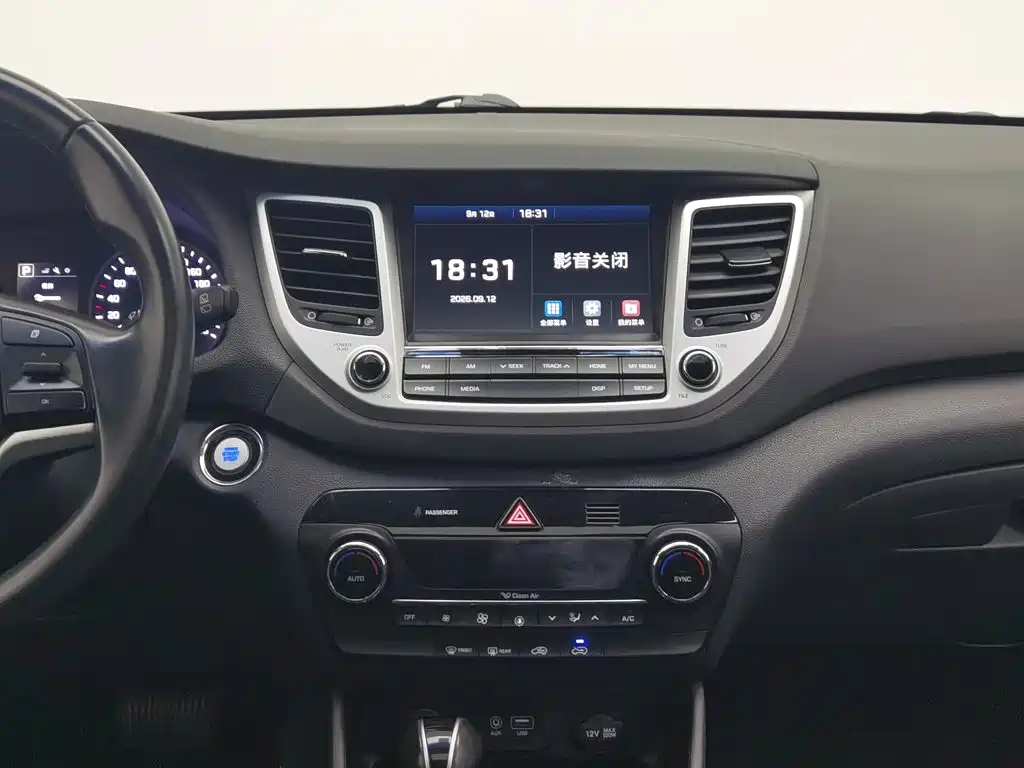 Tucson 2015 1.6T dual-clutch two-wheel drive intelligent model купить на сайте DeffCars