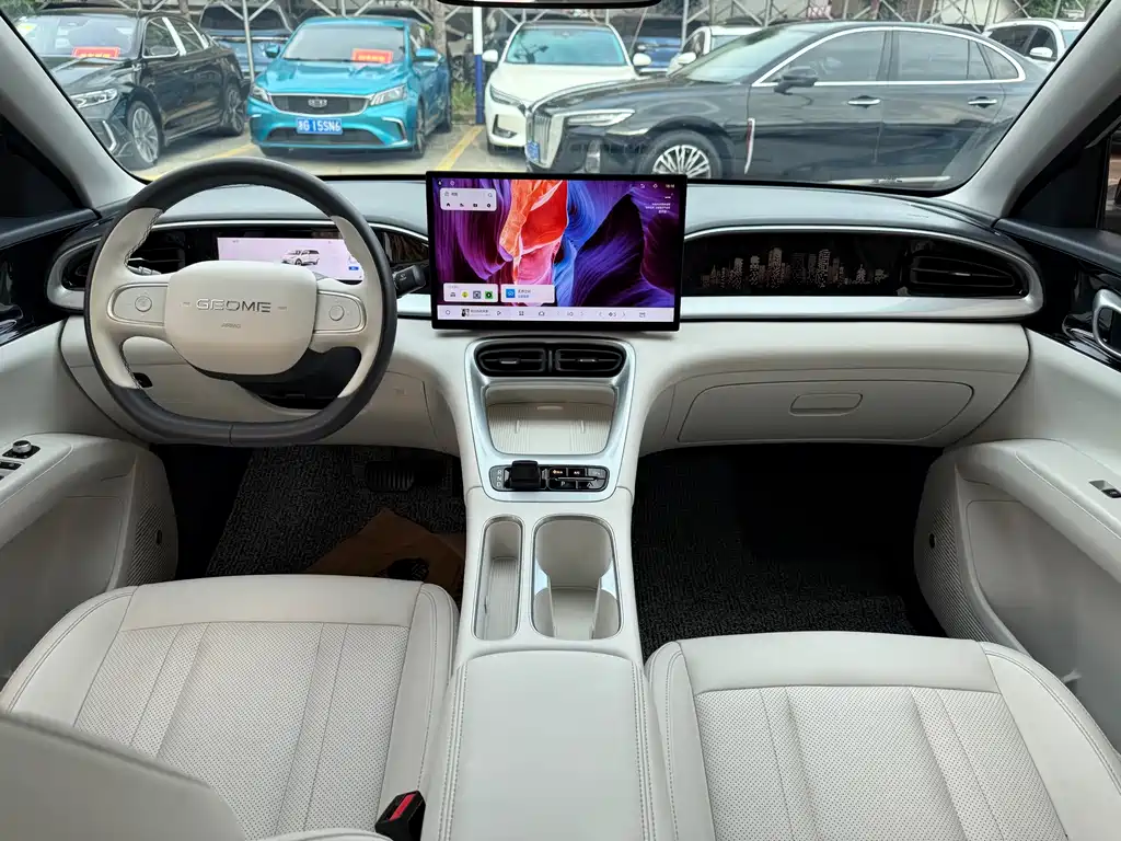 Star Wishes 2025 UP 410km Discovery+ Edition купить на сайте DeffCars
