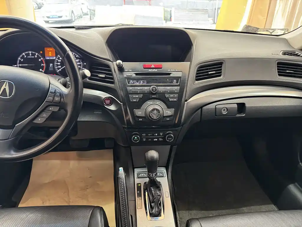 Acura ILX 2013 1.5L Hybrid купить на сайте DeffCars