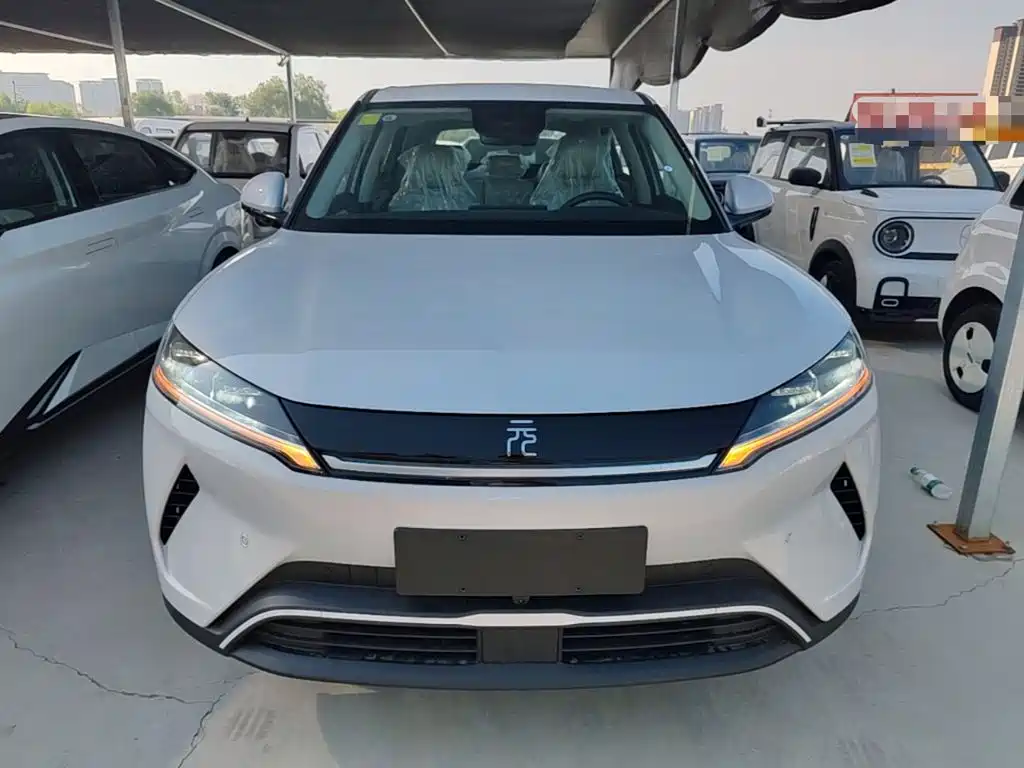 Yuan UP 2025 Smart Driving Edition 401KM Vitality Edition купить на сайте DeffCars