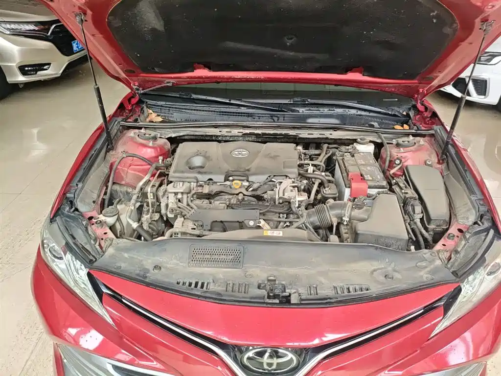 Camry 2018 2.5G Deluxe Edition купить на сайте DeffCars