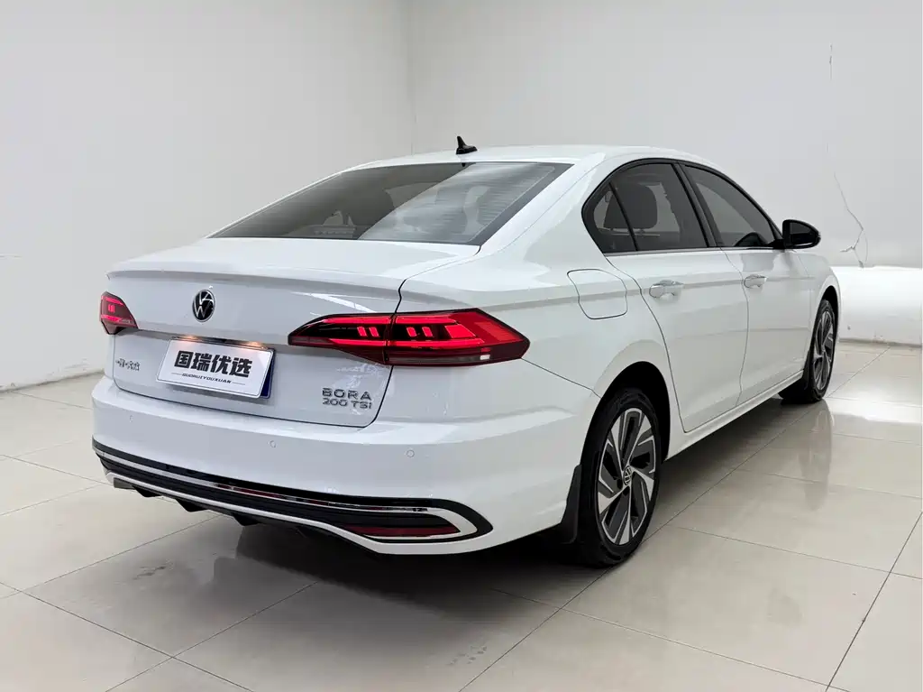 Bora 2023 model 200TSI DSG Zhixing PRO version купить на сайте DeffCars