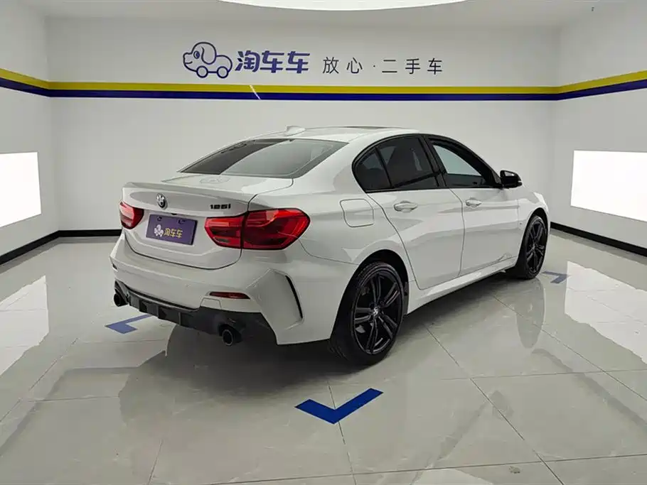 BMW 1 Series 2022 125i M Sports Night Edition купить на сайте DeffCars