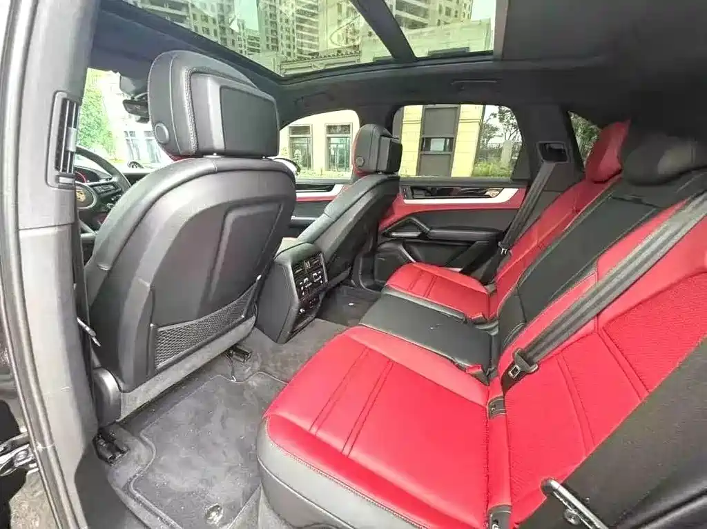 Cayenne 2025 Cayenne 3.0T Dream Edition купить на сайте DeffCars
