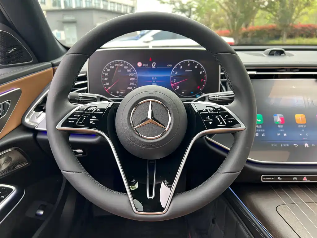 Mercedes-Benz E-Class 2024 E 300 L Luxury Model купить на сайте DeffCars