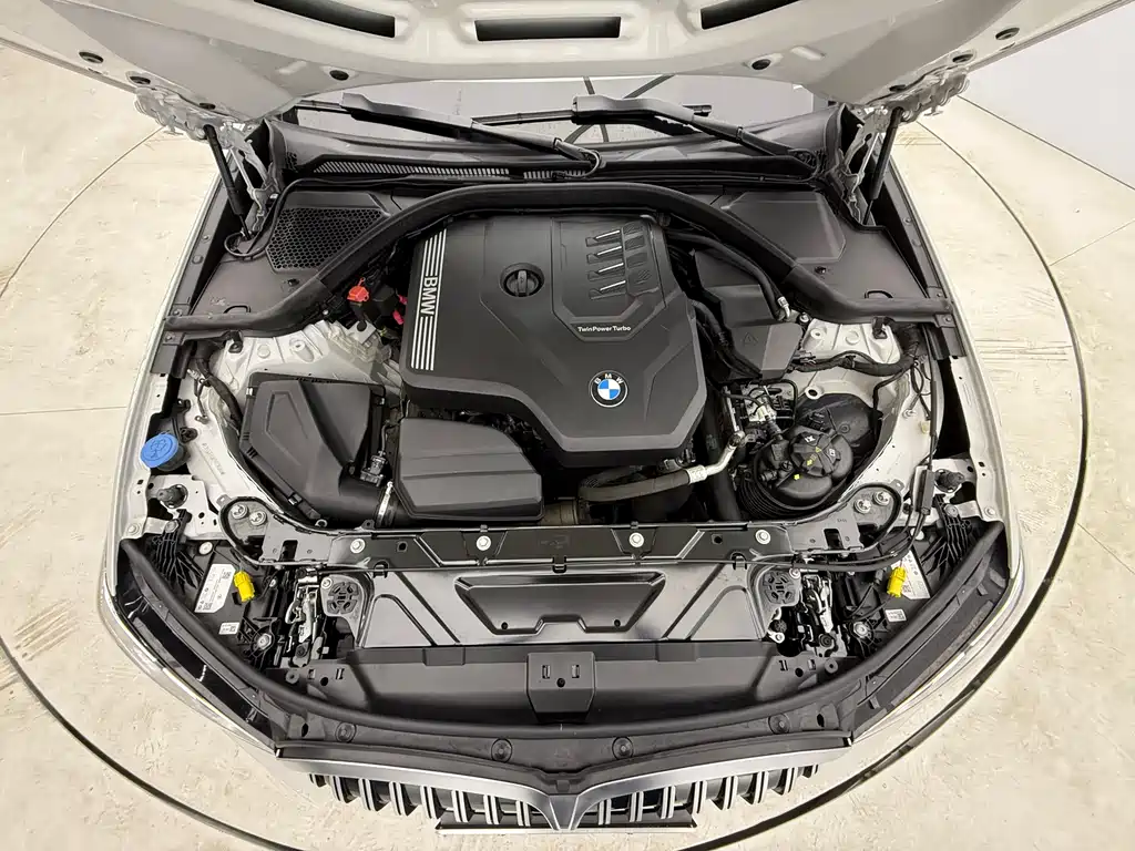 BMW 3 Series 2023 320Li M Sports Package купить на сайте DeffCars