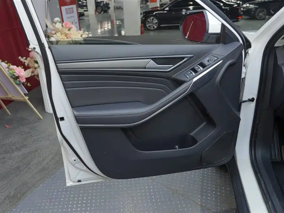 Territory 2019 EcoBoost 145 CVT Platinum Collar Type National VI купить на сайте DeffCars