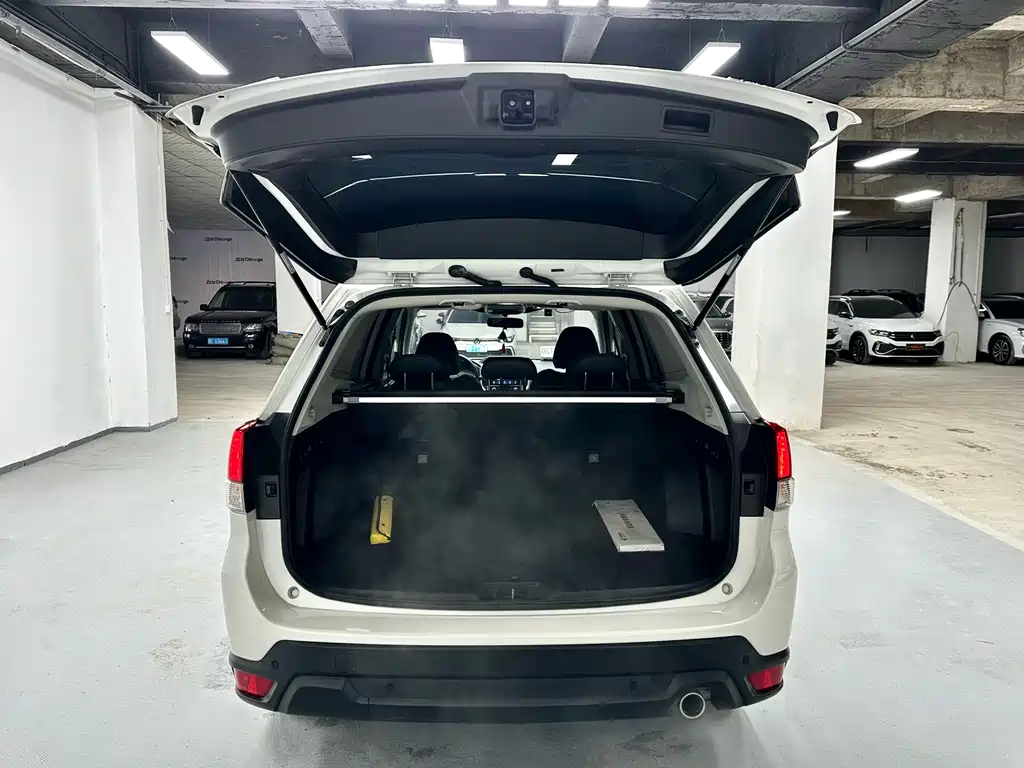 Forester 2022 2.0i AWD Deluxe Edition EyeSight купить на сайте DeffCars