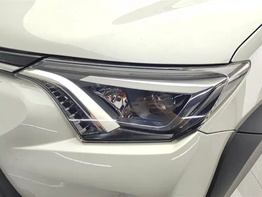 RAV4 Rongfang 2019 2.0L CVT 2WD Fashion X Limited Edition National V купить на сайте DeffCars