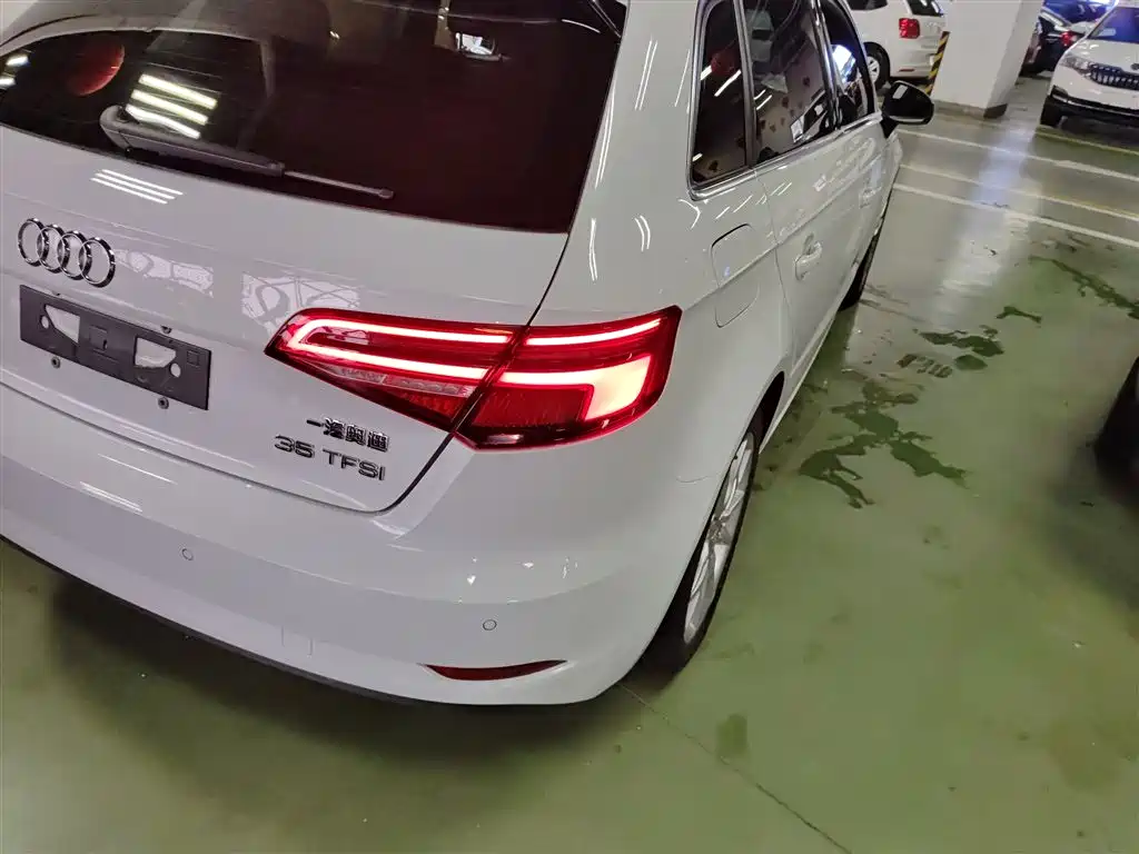 Audi A3 2018 30th Anniversary Model Sportback 35 TFSI Enterprising купить на сайте DeffCars