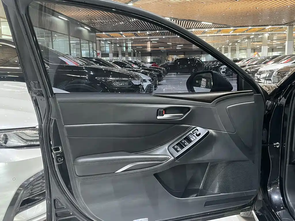 Asia Dragon 2022 2.0L Deluxe Edition купить на сайте DeffCars
