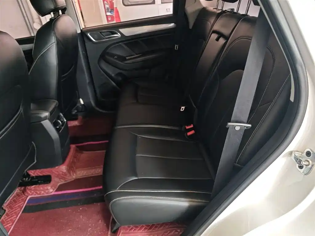 Roewe RX5 2020 20T Manual 4G Internet Million Model купить на сайте DeffCars