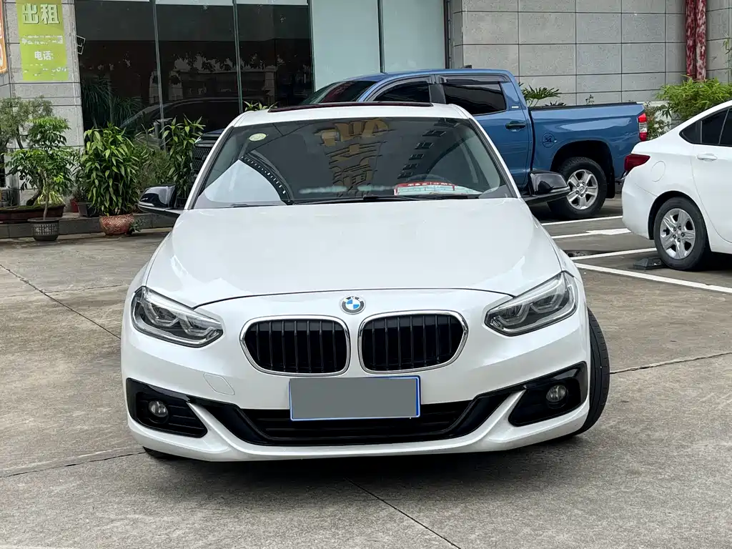 BMW 1 Series 2018 118i Sports купить на сайте DeffCars