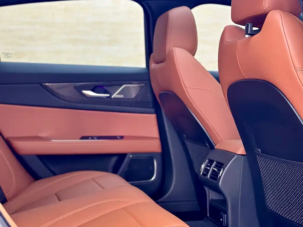 Jaguar XEL 2024 2.0T 250PS R-DYNAMIC S Yaohei Sports Edition купить на сайте DeffCars
