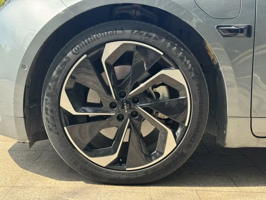 JiKrypton 001 2021 model long endurance dual motor WE version купить на сайте DeffCars