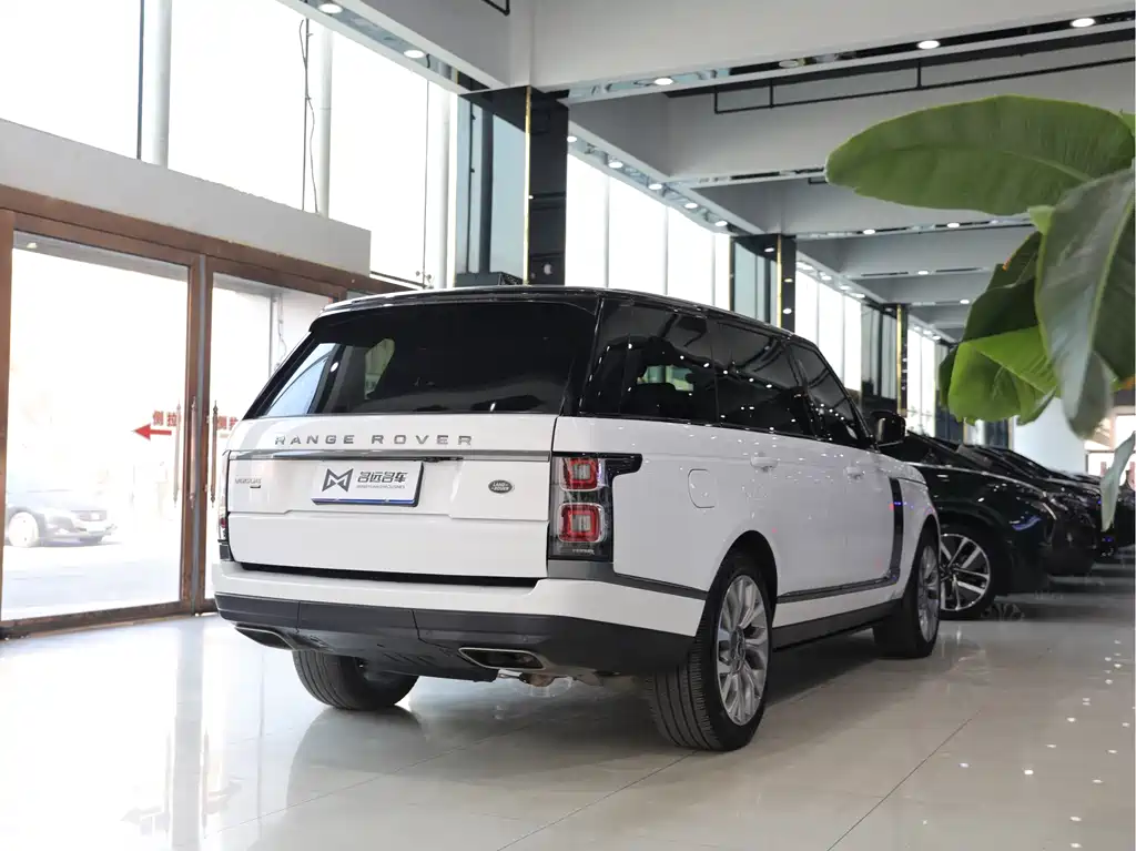 Range Rover 2021 3.0 L6 Legend Extended Classic Edition купить на сайте DeffCars