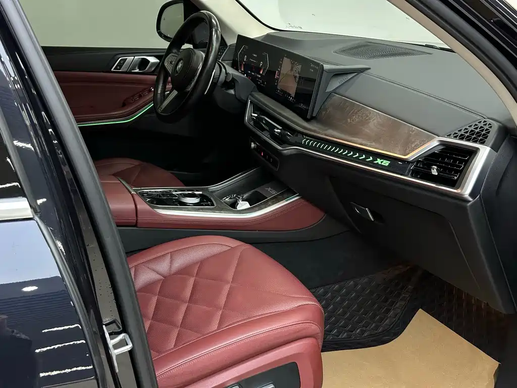 BMW X5 2023 xDrive 30Li M Sports Package купить на сайте DeffCars