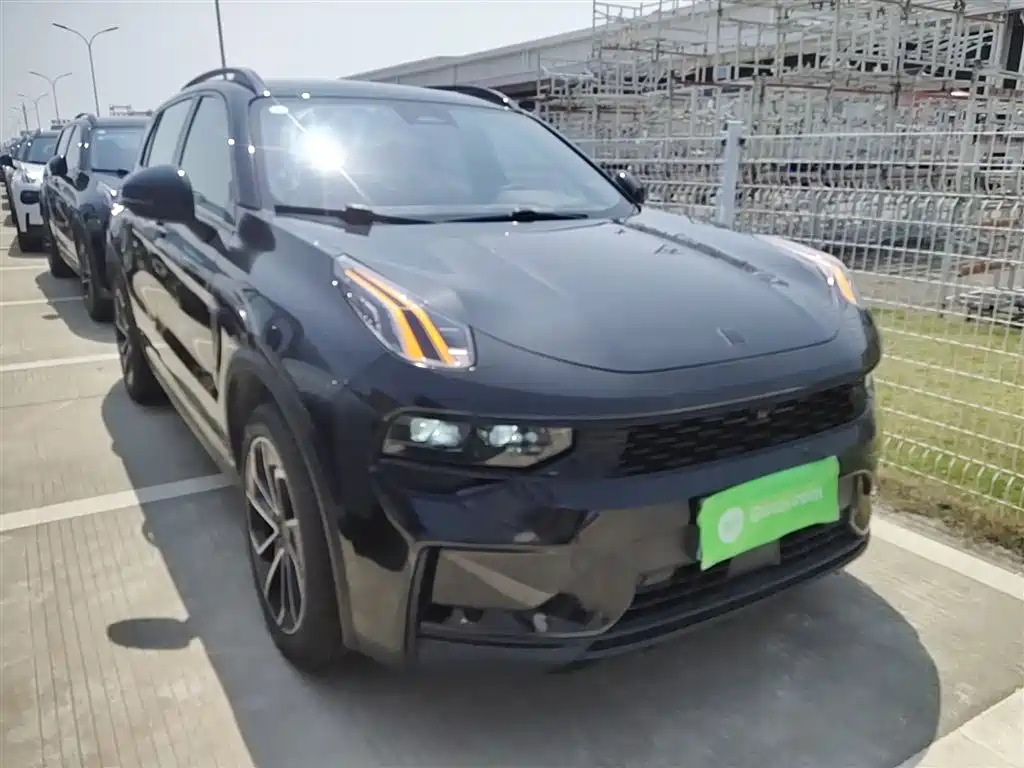 Lynk & Co 01 2023 1.5TD EM-F PM купить на сайте DeffCars