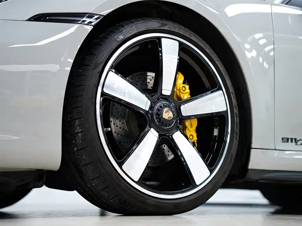 Porsche 911 2022 Targa 4 3.0T купить на сайте DeffCars