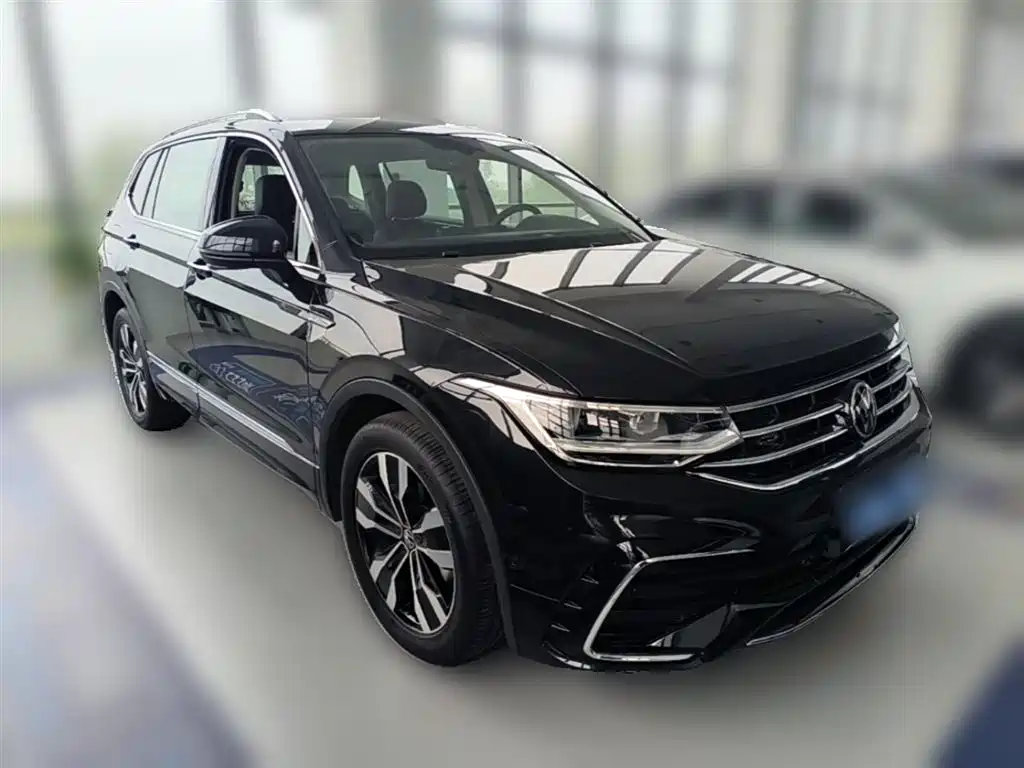 Tiguan L 2024 330TSI automatic two-wheel drive R-Line version купить на сайте DeffCars