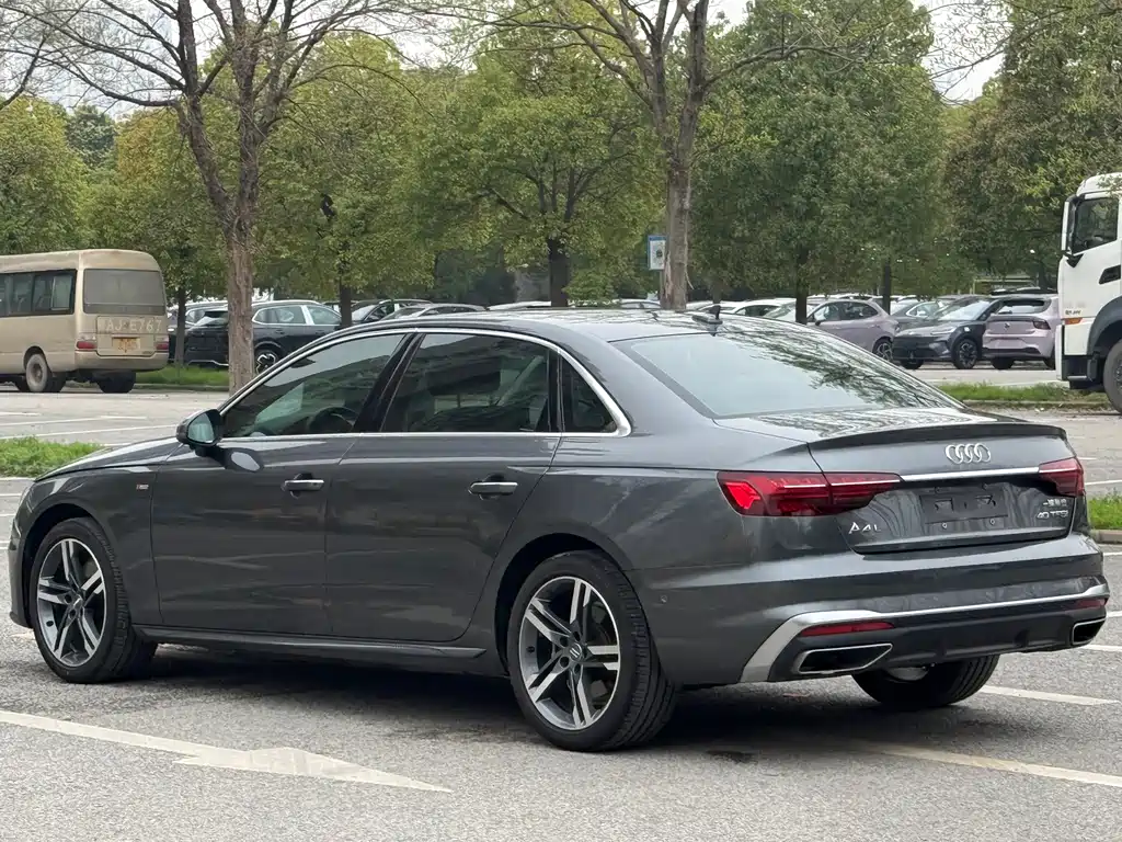 Audi A4L 2020 40 TFSI luxury and dynamic model купить на сайте DeffCars