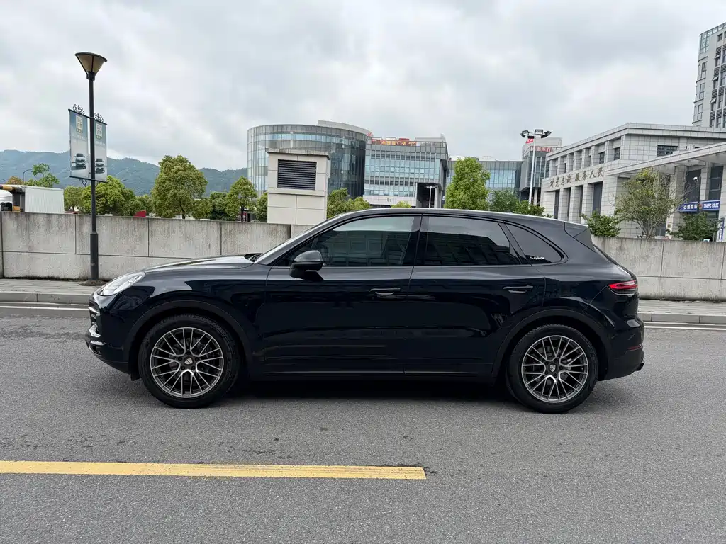 Cayenne 2019 Cayenne 3.0T купить на сайте DeffCars