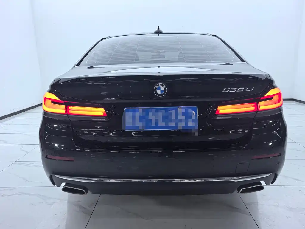 BMW 5 Series 2022 facelift 530Li leading model luxury package купить на сайте DeffCars